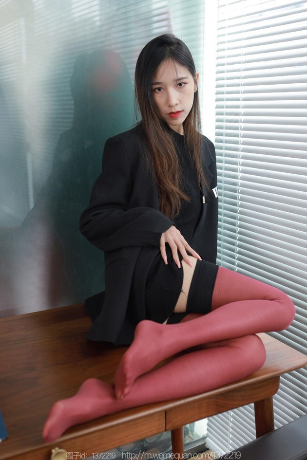 [IESS异思趣向] 2023.01.05 丝享家 1320 美子《半筒红与黑》[90P